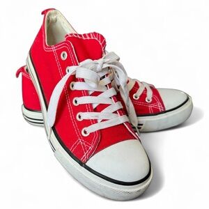 Women’s Low Top Classic Red Canvas Sneakers Size 10